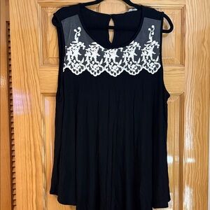 Green Envelope Black Top with White Lace Accent